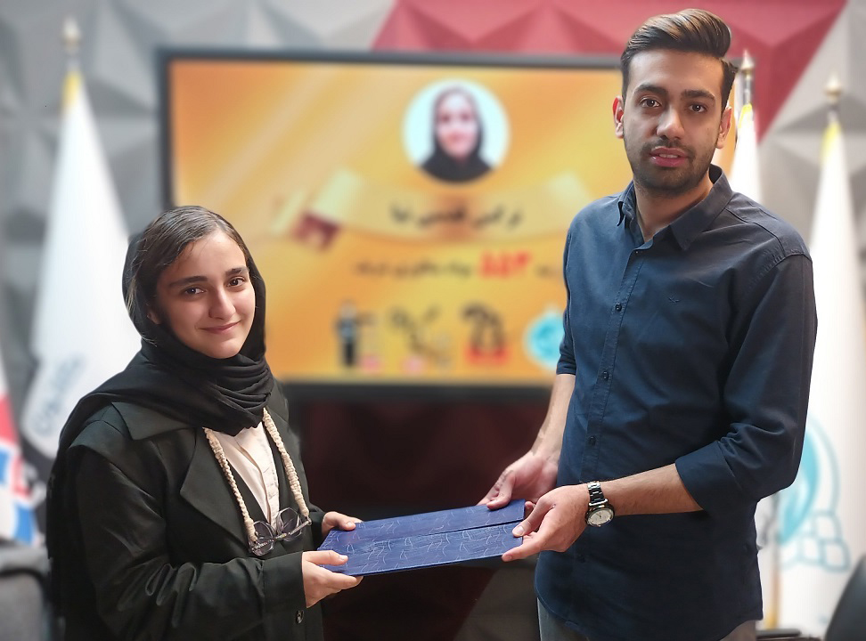 مصاحبه آقای موجودی زمانی با خانم نرگس قدسی نیا 